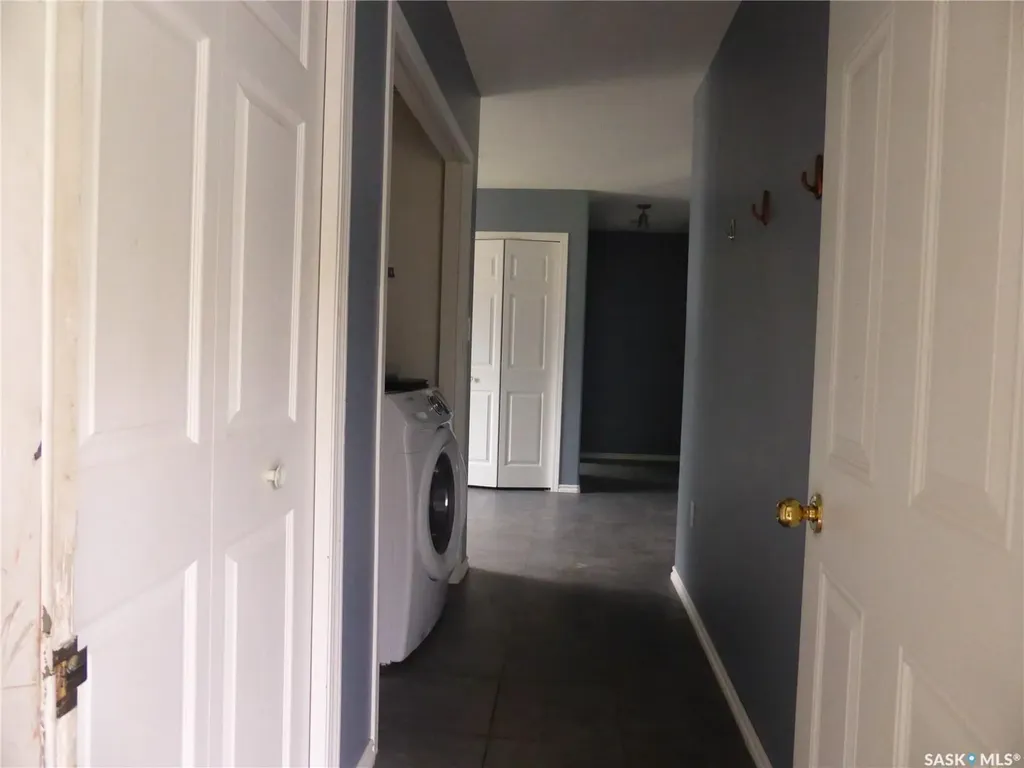 400 Birch Bay Mervin Rm No.499 SK S0M 2T0