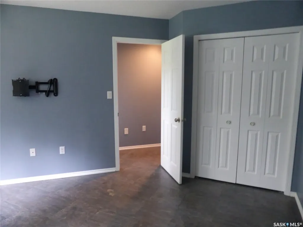 400 Birch Bay Mervin Rm No.499 SK S0M 2T0
