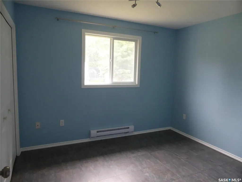 400 Birch Bay Mervin Rm No.499 SK S0M 2T0