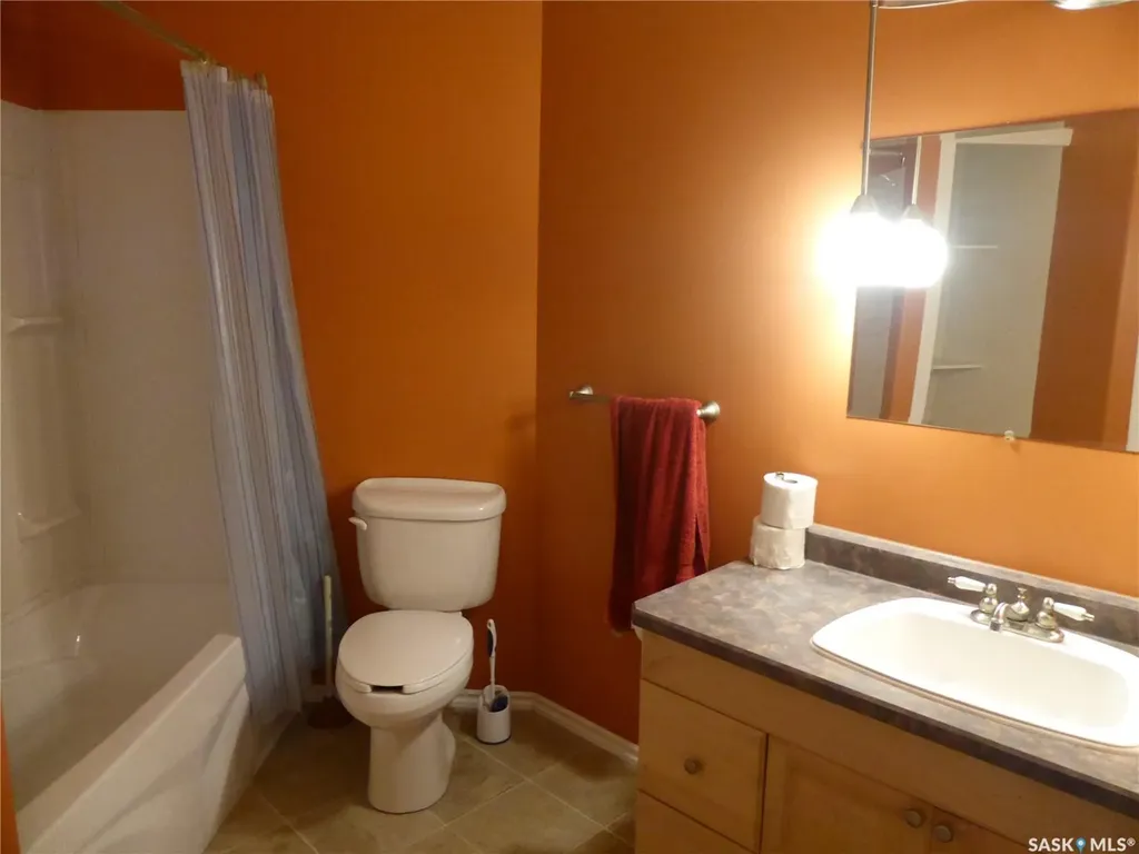 400 Birch Bay Mervin Rm No.499 SK S0M 2T0