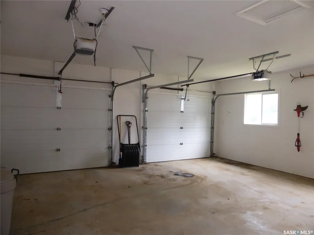 400 Birch Bay Mervin Rm No.499 SK S0M 2T0