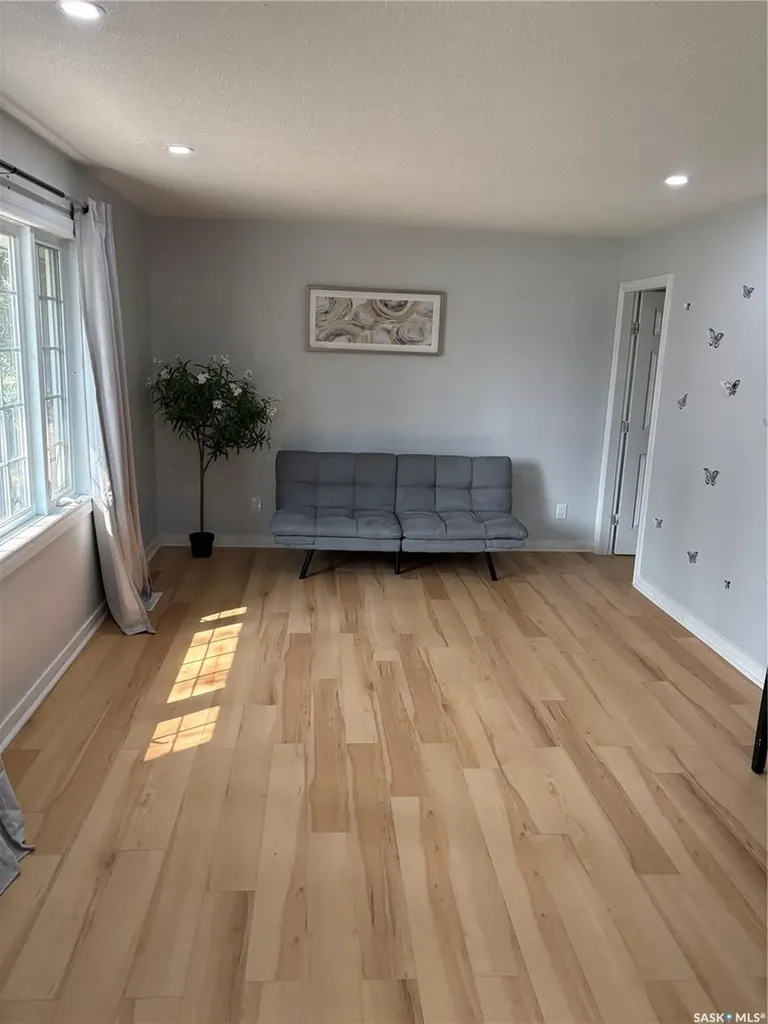 3742 Argyle Road Regina SK S4S 2C2
