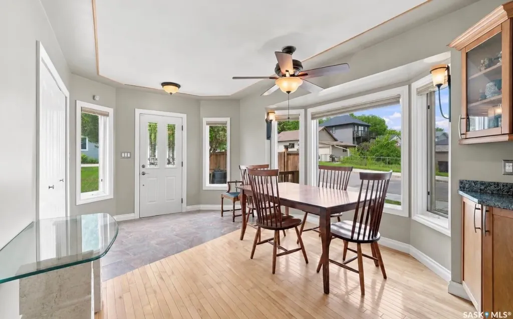 1201 Spadina Crescent W Saskatoon SK S7M 1P4