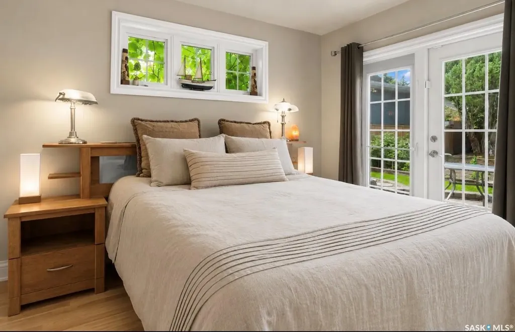 1201 Spadina Crescent W Saskatoon SK S7M 1P4