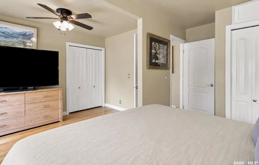 1201 Spadina Crescent W Saskatoon SK S7M 1P4