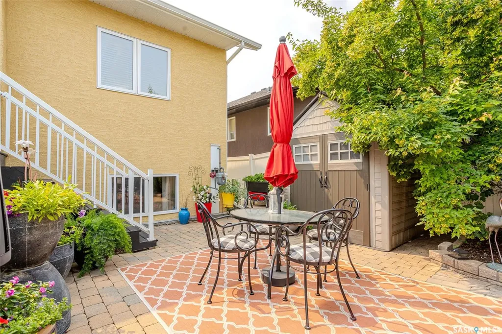 1514 Shepherd Crescent Saskatoon SK S7W 0B8