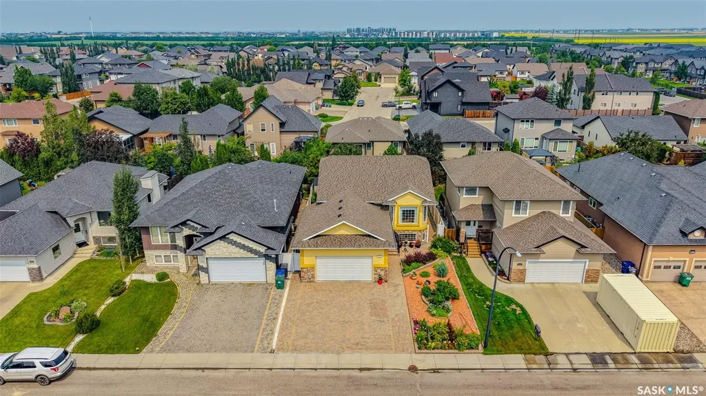1514 Shepherd Crescent Saskatoon SK S7W 0B8