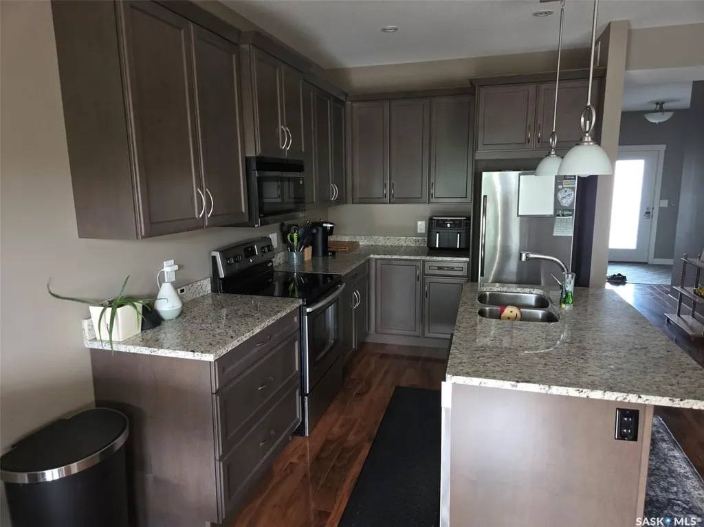 115 Shepherd Crescent Saskatoon SK S7W 0P8