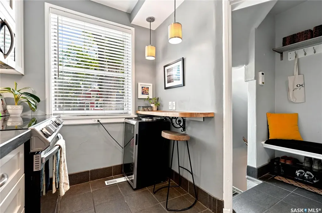 627 12th Street E Saskatoon SK S7N 0H3