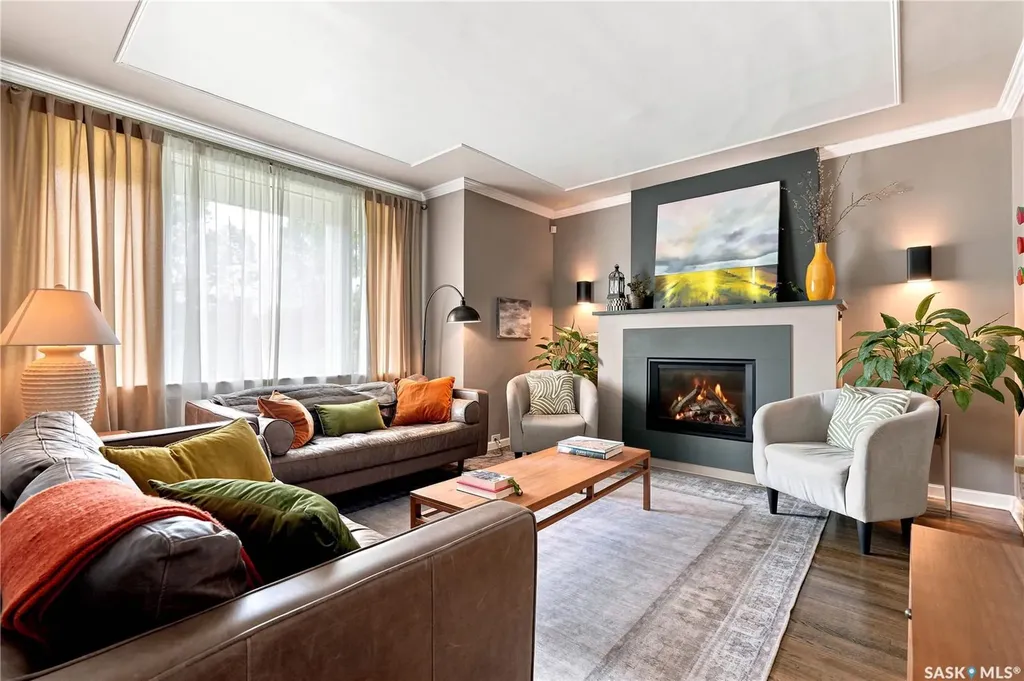 627 12th Street E Saskatoon SK S7N 0H3