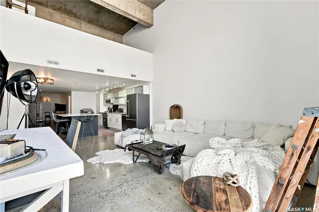 120 23rd Street E Saskatoon SK S7N 0W2