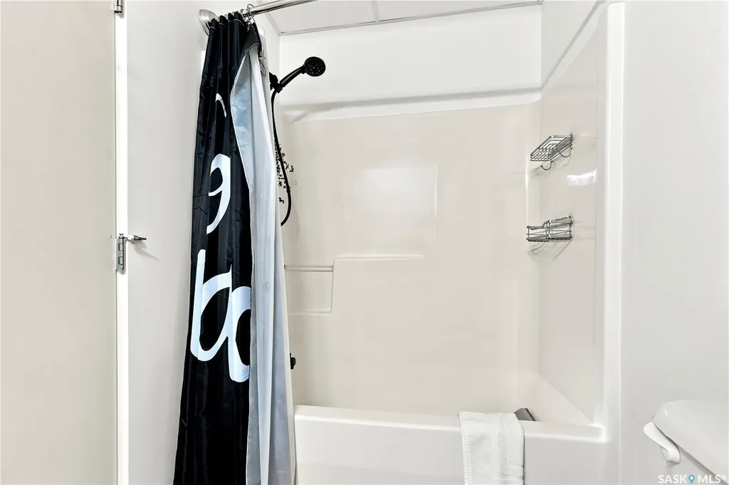 120 23rd Street E Saskatoon SK S7N 0W2