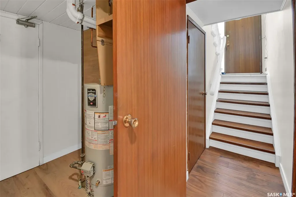 2113 Spadina Crescent E Saskatoon SK S7K 0C9