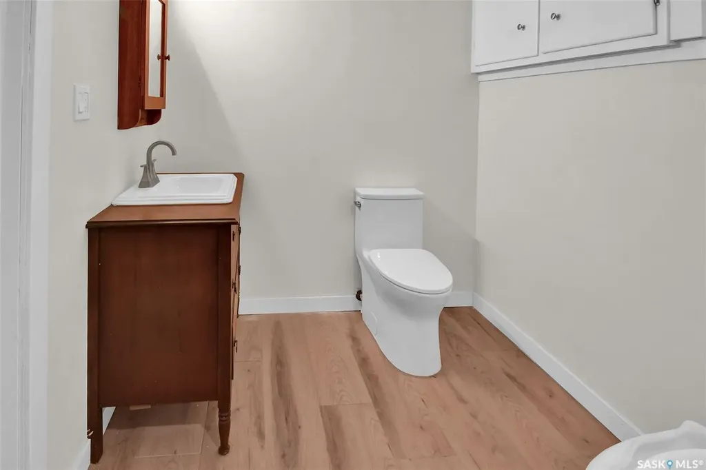 2113 Spadina Crescent E Saskatoon SK S7K 0C9