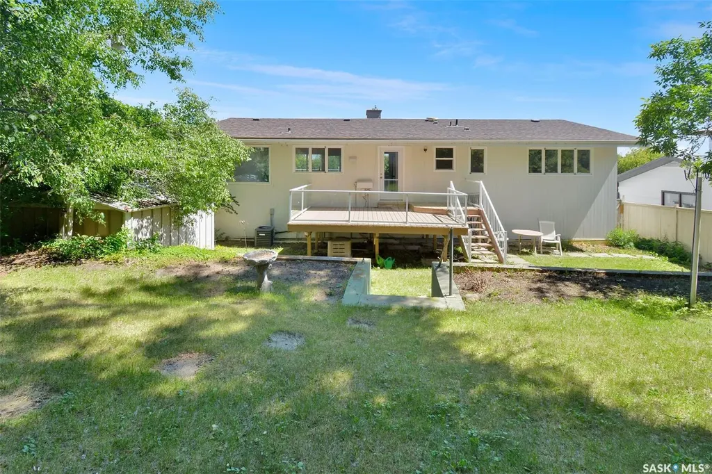 2113 Spadina Crescent E Saskatoon SK S7K 0C9