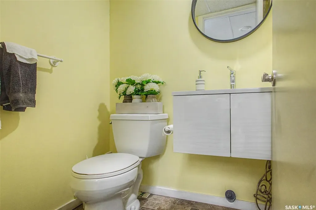140 Mcdougall Crescent Regina SK S4S 5M7