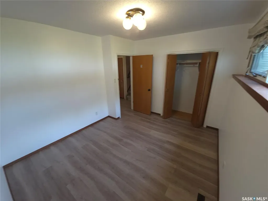 2509 Taylor Street Saskatoon SK S7H 1W9