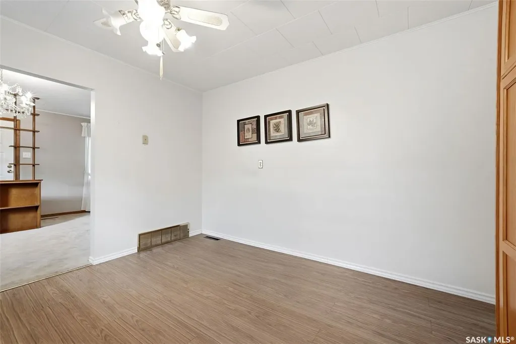 273 Angus Street Regina SK S4R 3K5