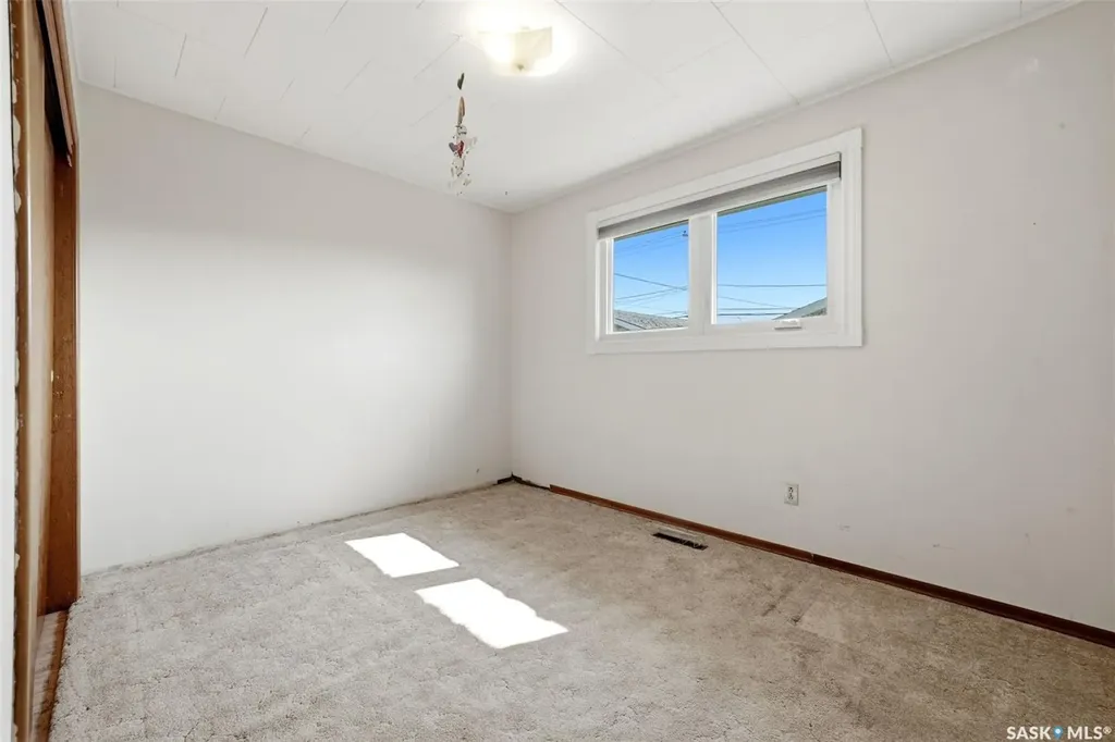 273 Angus Street Regina SK S4R 3K5