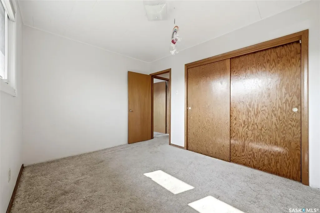273 Angus Street Regina SK S4R 3K5