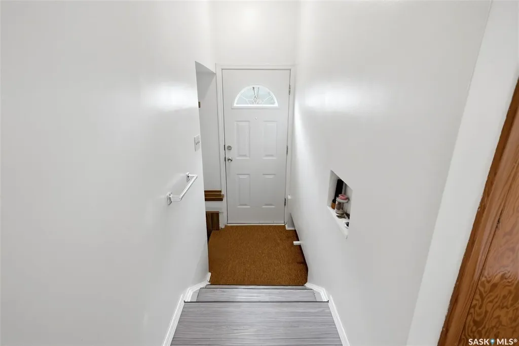 273 Angus Street Regina SK S4R 3K5