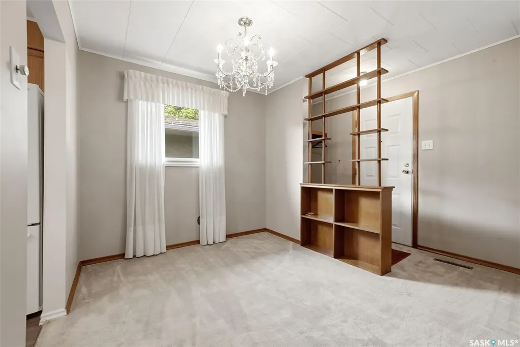 273 Angus Street Regina SK S4R 3K5