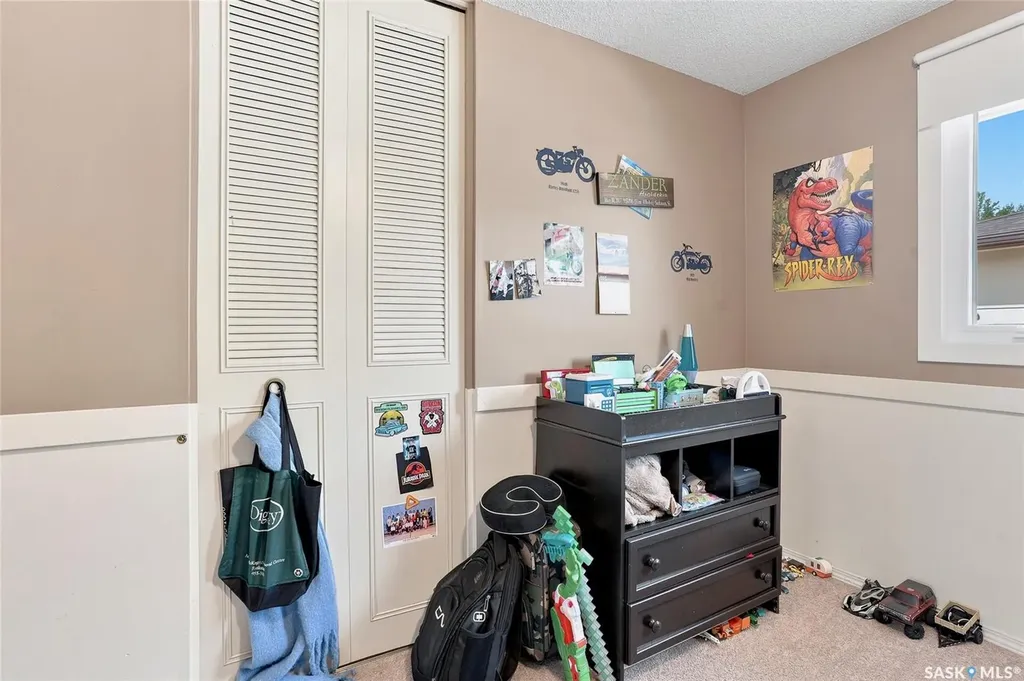 2309 Easthill Saskatoon SK S7J 3E4