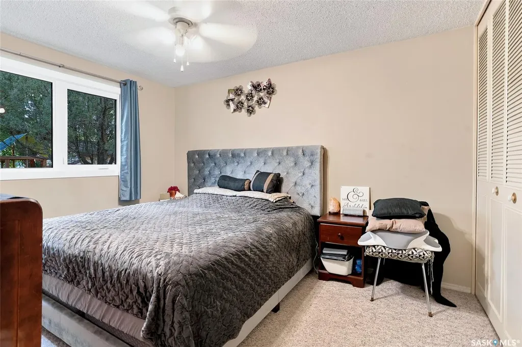 2309 Easthill Saskatoon SK S7J 3E4