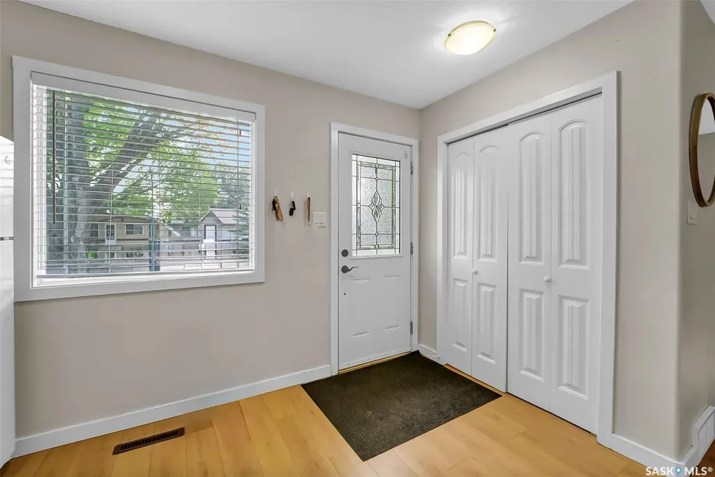 13 Carleton Drive Saskatoon SK S7H 3N7
