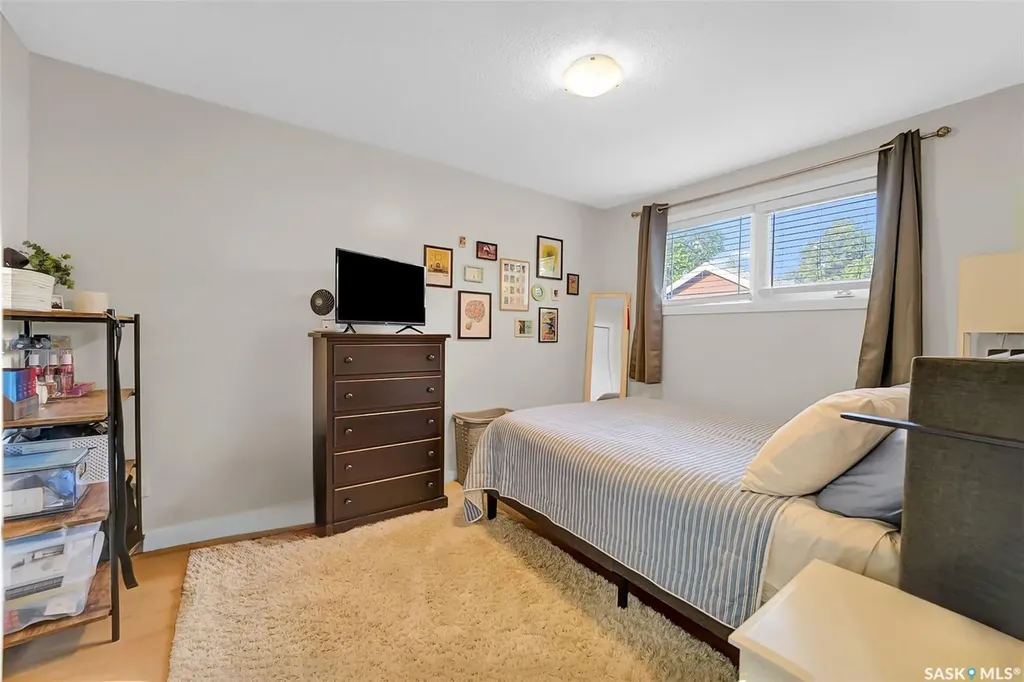 13 Carleton Drive Saskatoon SK S7H 3N7