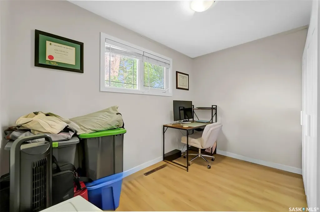 13 Carleton Drive Saskatoon SK S7H 3N7