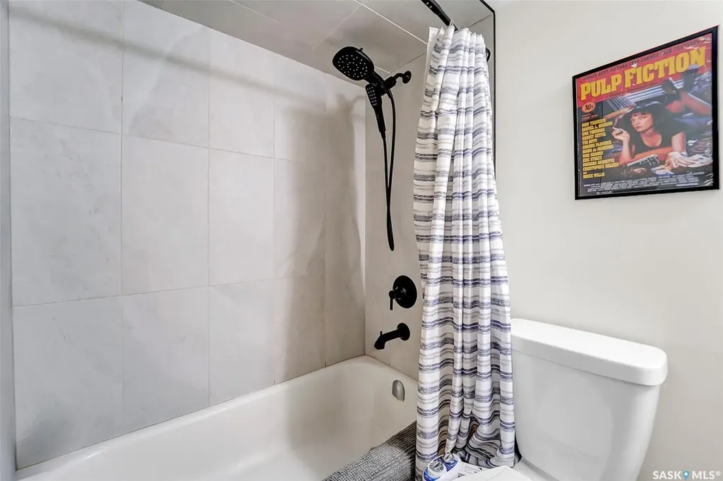 13 Carleton Drive Saskatoon SK S7H 3N7