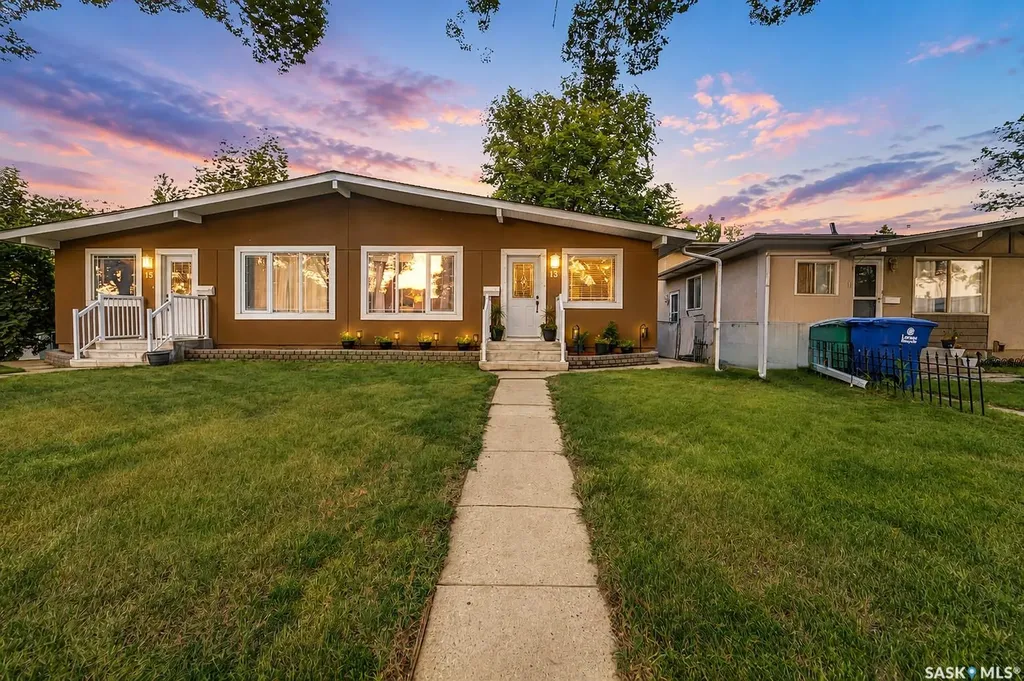 13 Carleton Drive Saskatoon SK S7H 3N7