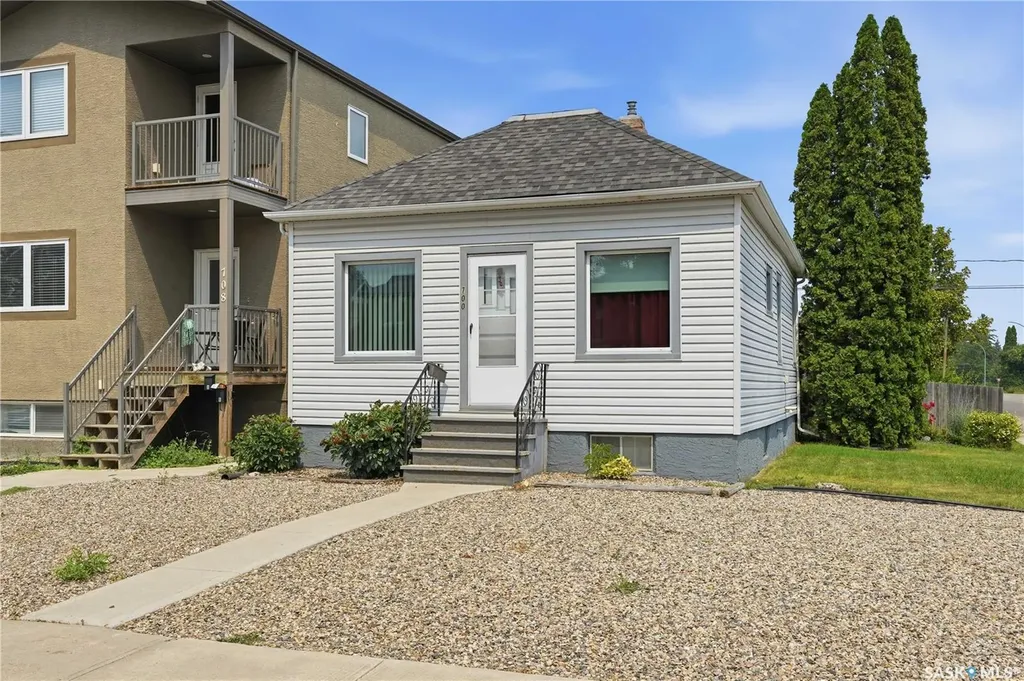 700 College Avenue Regina SK S4N 0X7