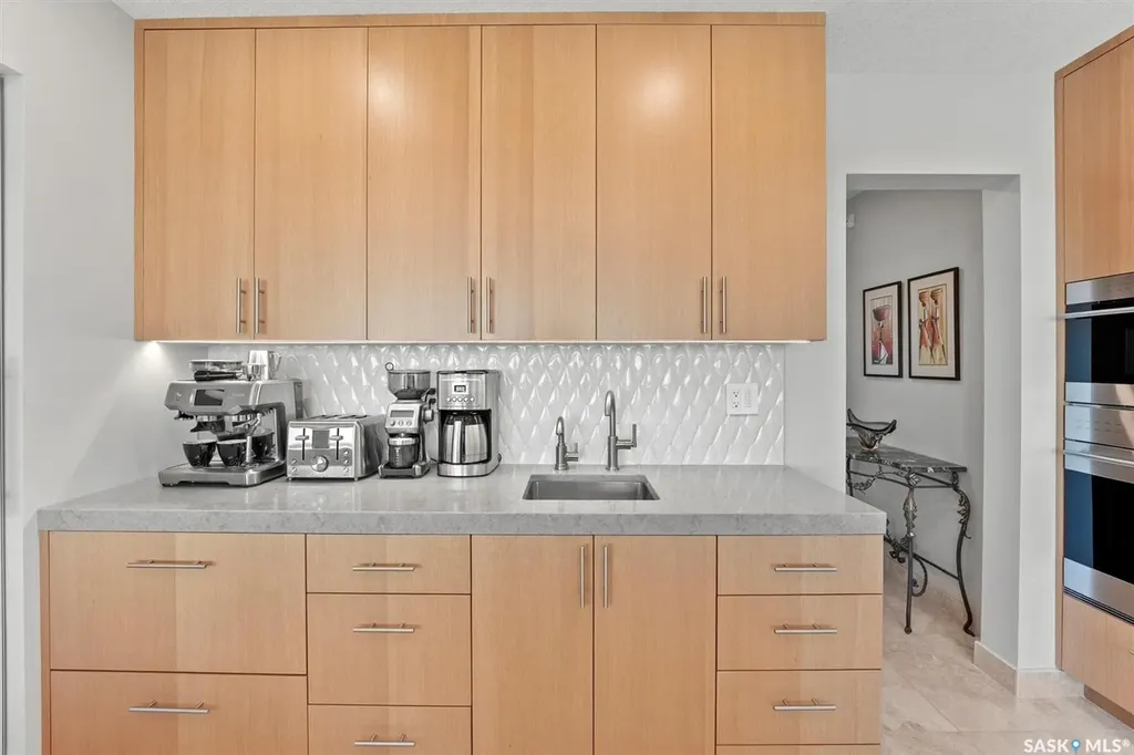 323 Mallin Crescent Saskatoon SK S7K 7X2