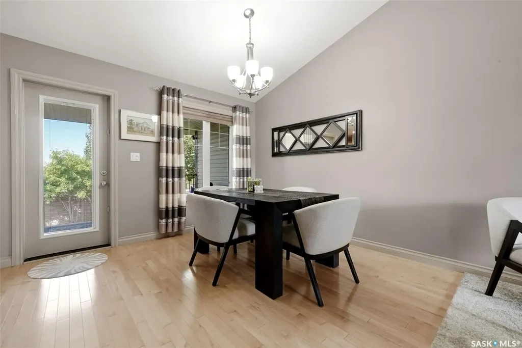 1548 Maple Hill Crescent N Regina SK S4X 0E8
