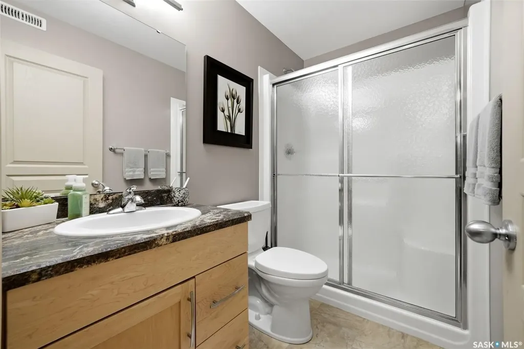 1548 Maple Hill Crescent N Regina SK S4X 0E8