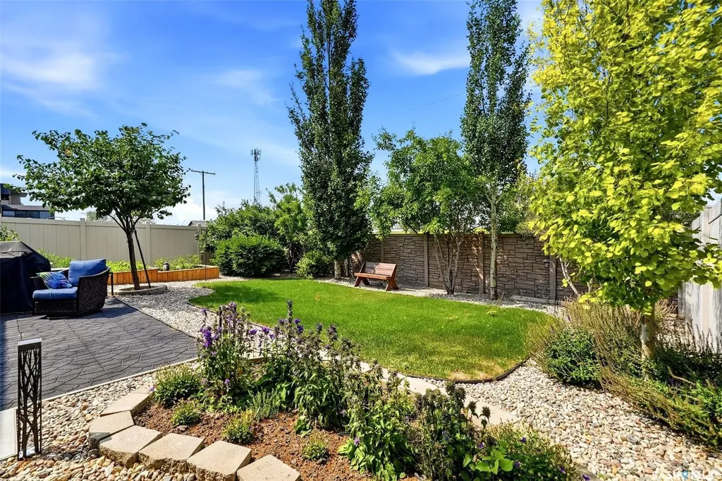 1548 Maple Hill Crescent N Regina SK S4X 0E8