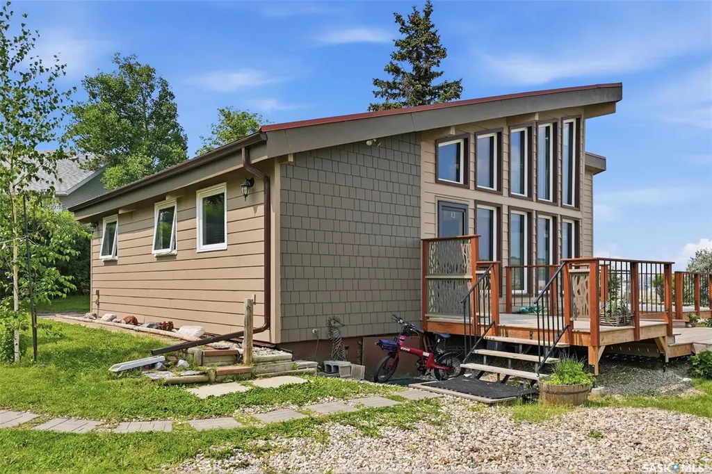 402 Lake Avenue Manitou Beach SK S0K 4T1