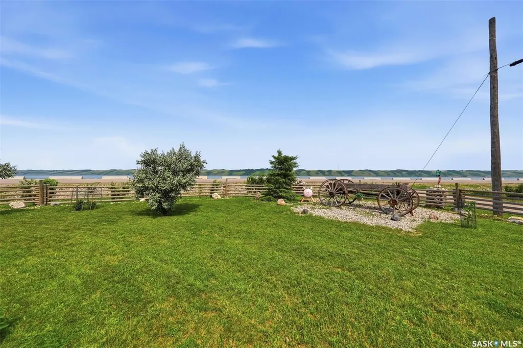 402 Lake Avenue Manitou Beach SK S0K 4T1