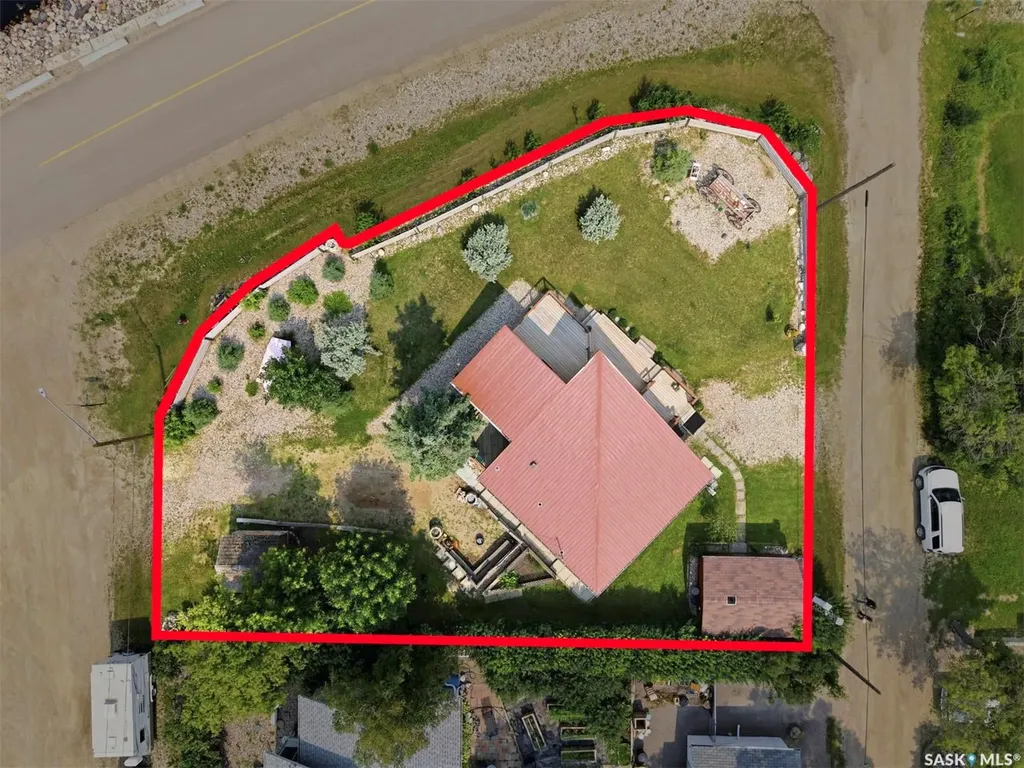 402 Lake Avenue Manitou Beach SK S0K 4T1