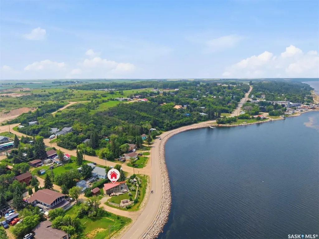 402 Lake Avenue Manitou Beach SK S0K 4T1
