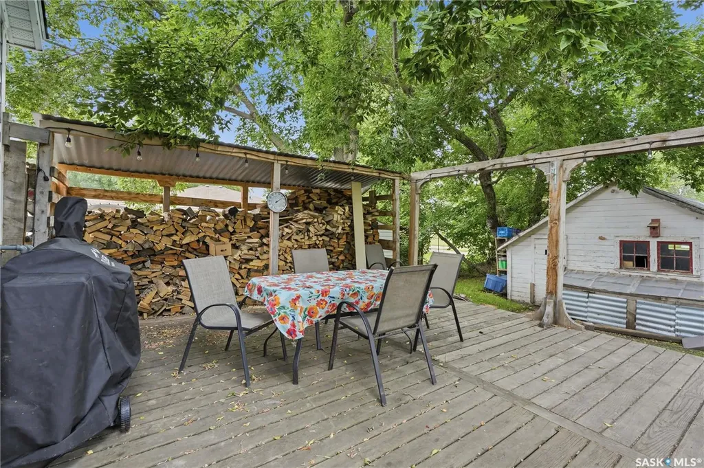 305 2nd Avenue Borden SK S0K 0N0