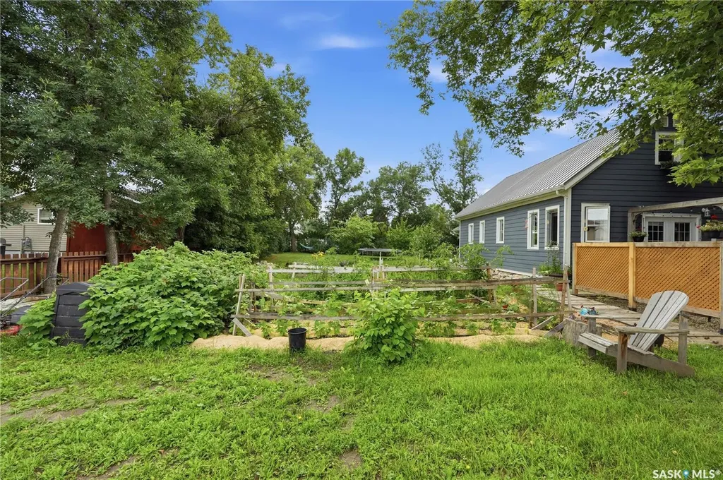 305 2nd Avenue Borden SK S0K 0N0