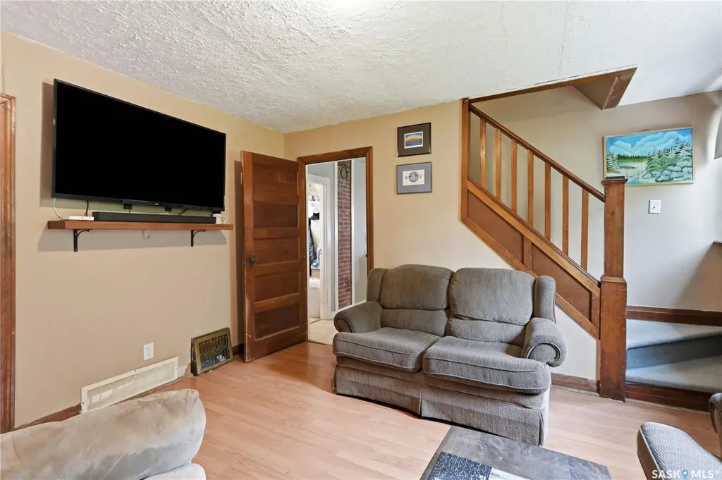 305 2nd Avenue Borden SK S0K 0N0