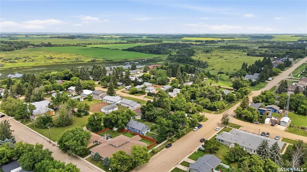 305 2nd Avenue Borden SK S0K 0N0