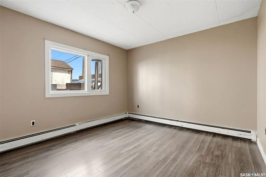 405 Lorne Street N Regina SK S4R 3B2