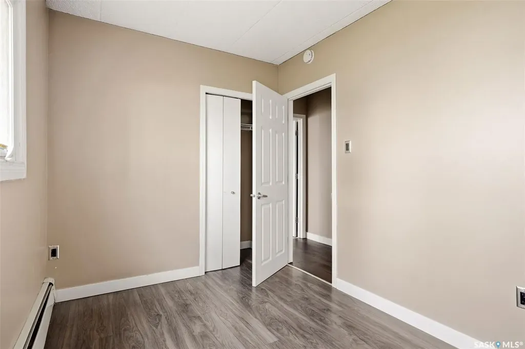 405 Lorne Street N Regina SK S4R 3B2