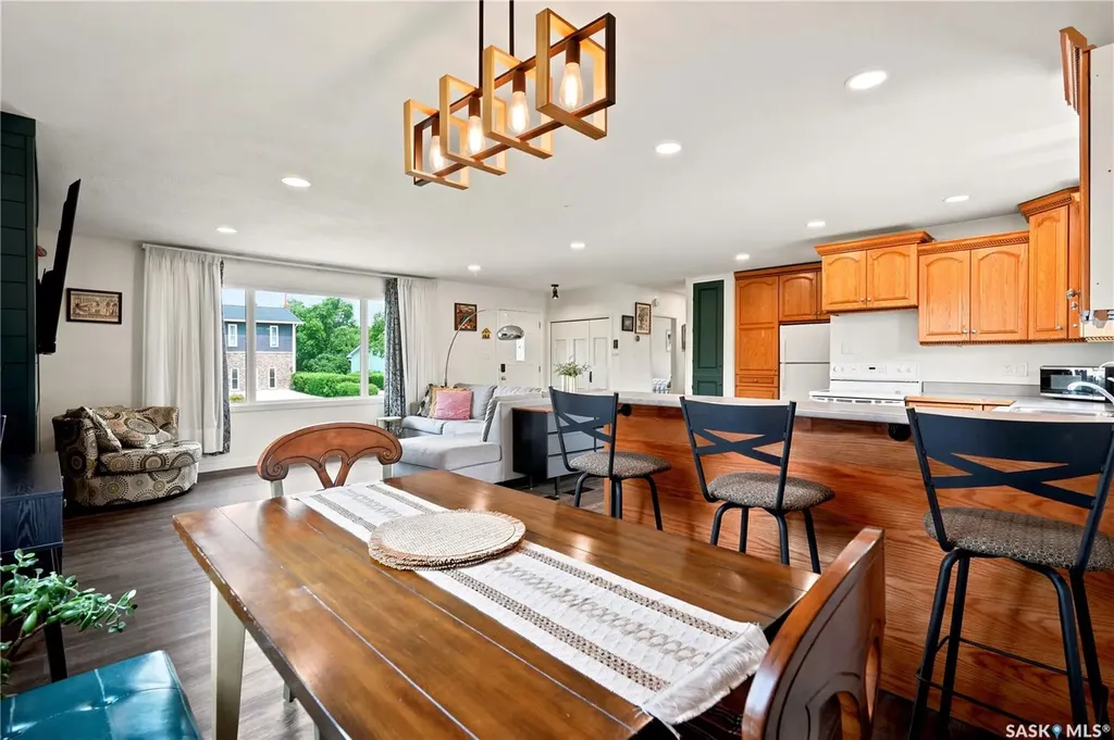 7343 8th Avenue Regina SK S4T 0X2