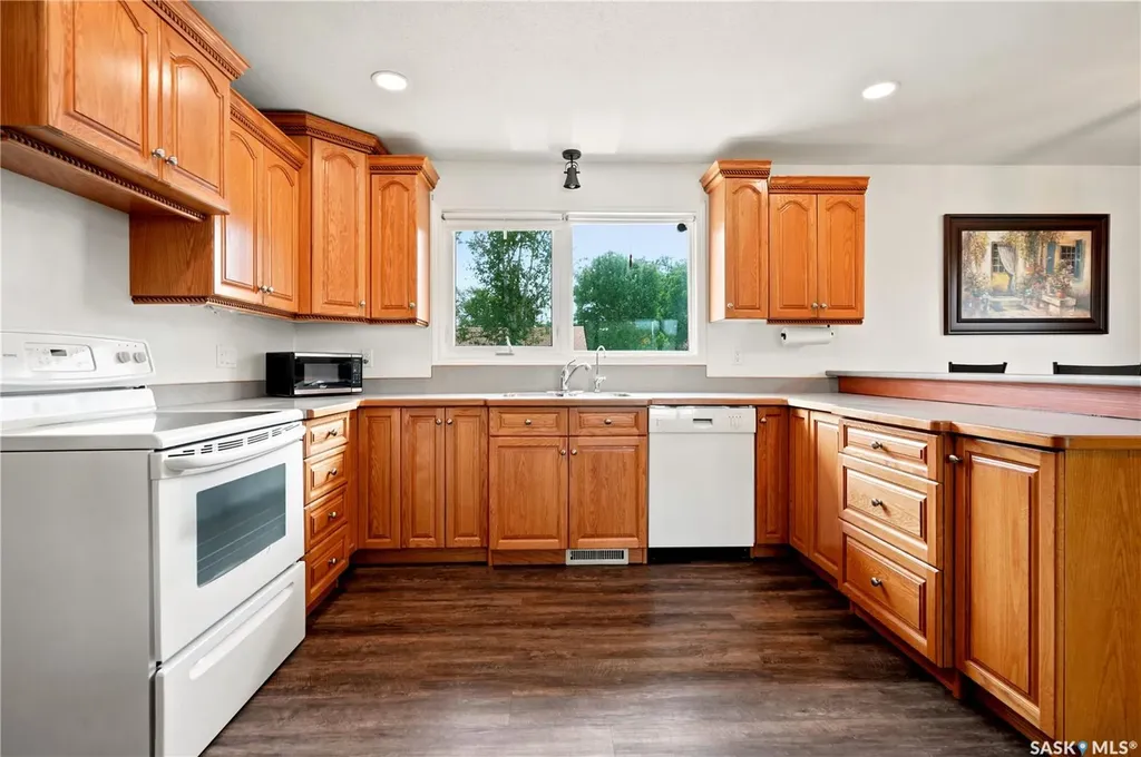 7343 8th Avenue Regina SK S4T 0X2